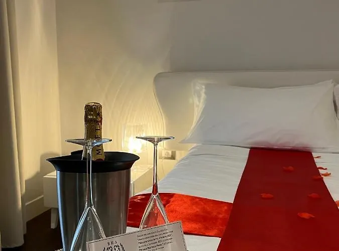 Palazzo Cini Luxury In 4* Pise