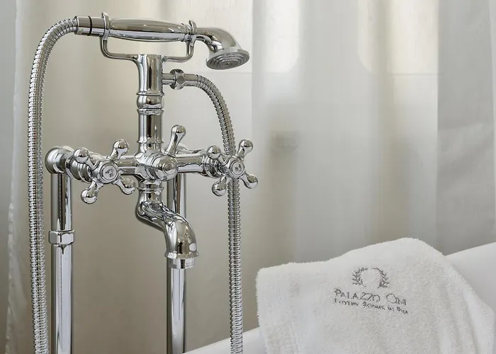 Palazzo Cini Luxury In Couette-café