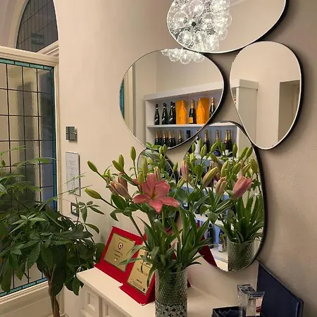 Bed & Breakfast Palazzo Cini Luxury In Pisa