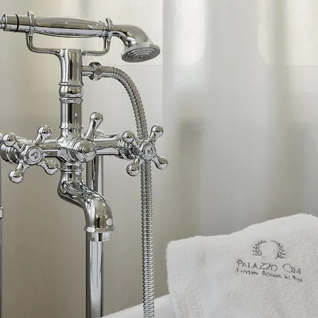 Palazzo Cini Luxury In Bed & Breakfast