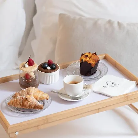 Palazzo Cini Luxury In Bed & Breakfast 3*